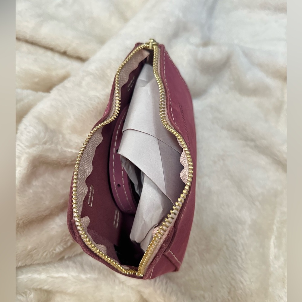 Portland Leather Women's Zip-Tight Belt Bag - Foxglove - Picture 3 of 5
